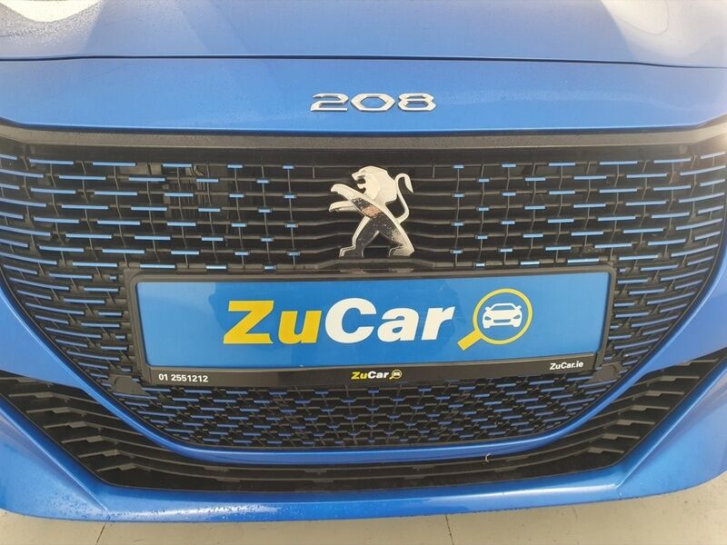 More views of Peugeot 208