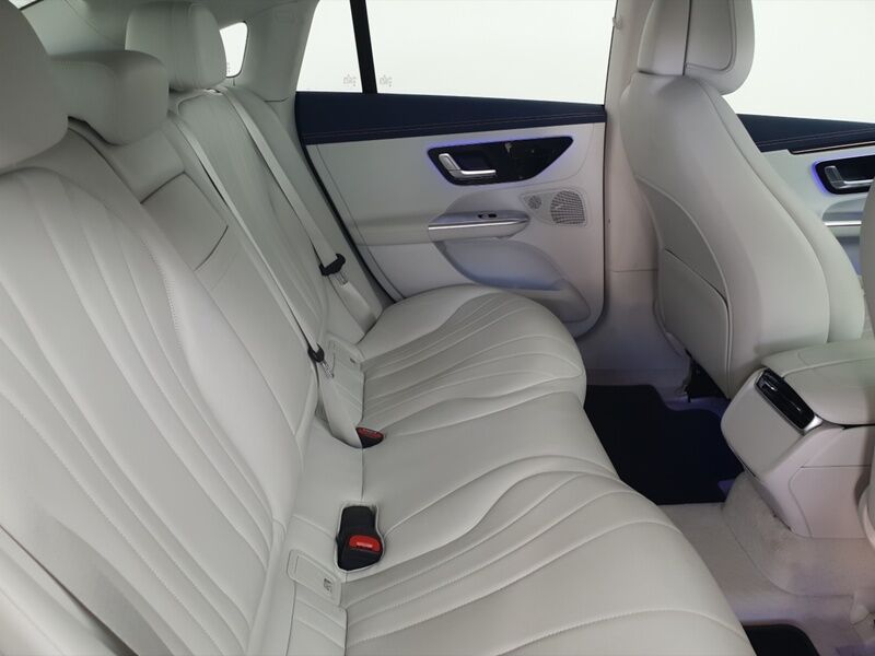 More views of Mercedes-Benz EQE