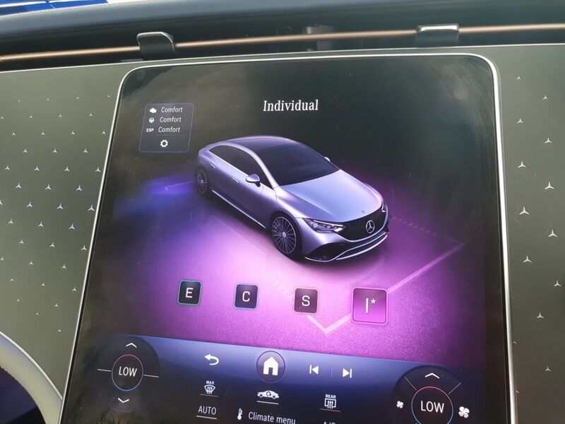 More views of Mercedes-Benz EQE