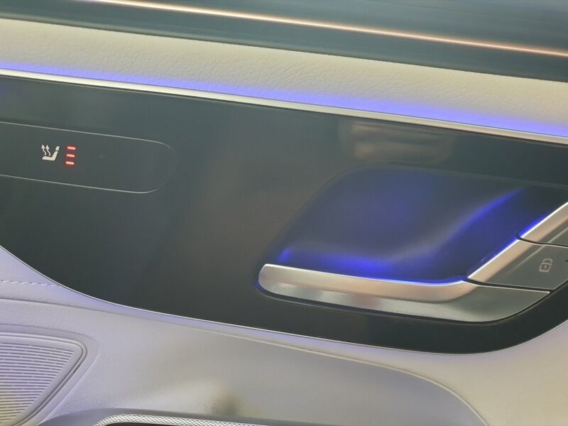 More views of Mercedes-Benz EQE