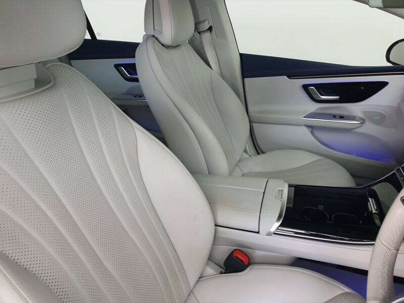 More views of Mercedes-Benz EQE