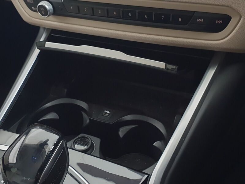 More views of BMW 3-Series