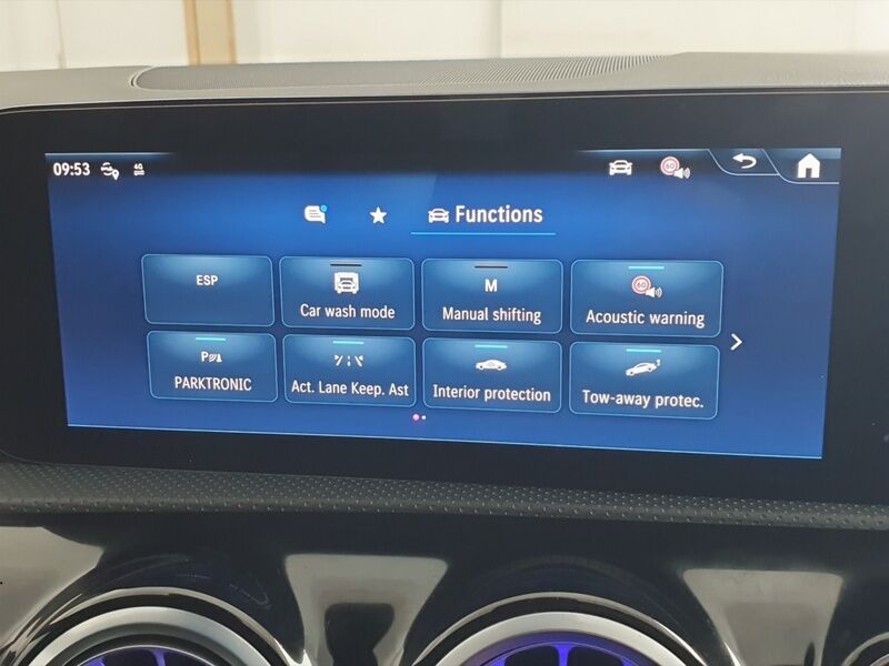 More views of Mercedes-Benz CLA
