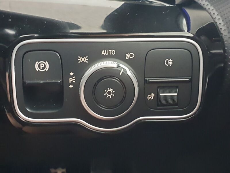 More views of Mercedes-Benz CLA