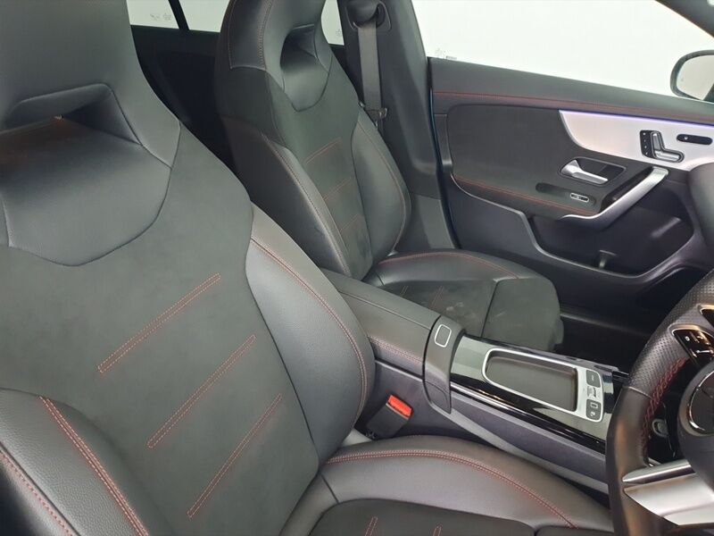 More views of Mercedes-Benz CLA