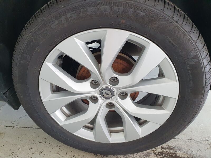 More views of Renault Captur