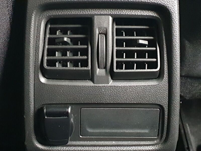 More views of Renault Captur