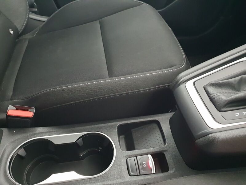 More views of Renault Captur