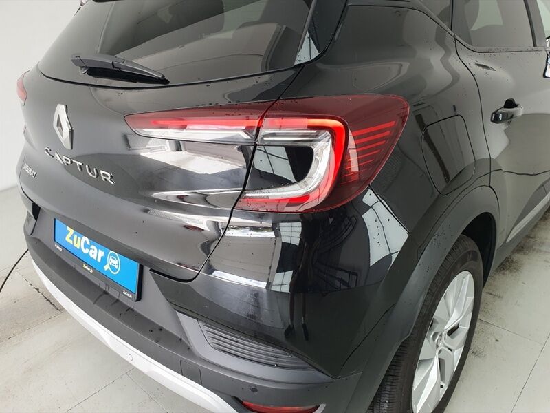 More views of Renault Captur