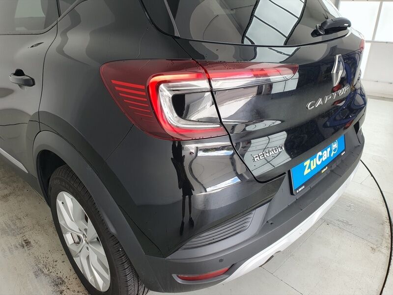 More views of Renault Captur