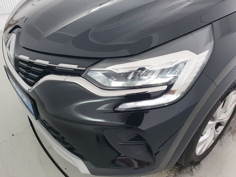 More views of Renault Captur