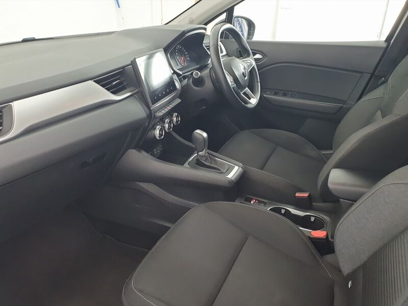 More views of Renault Captur