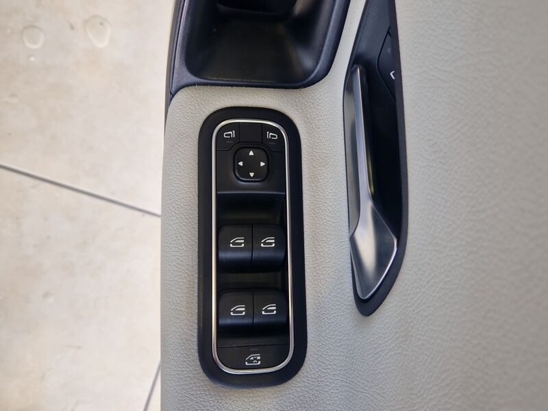 More views of Mercedes-Benz A-Class