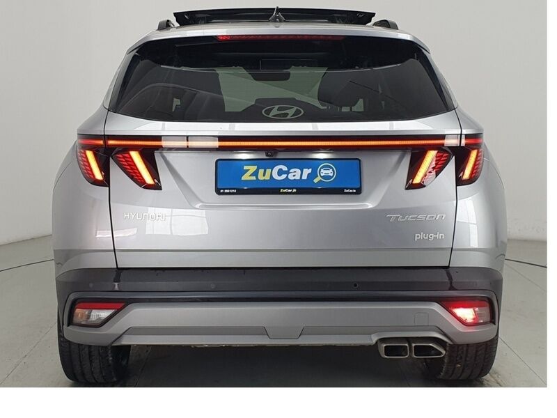 More views of Hyundai Tucson