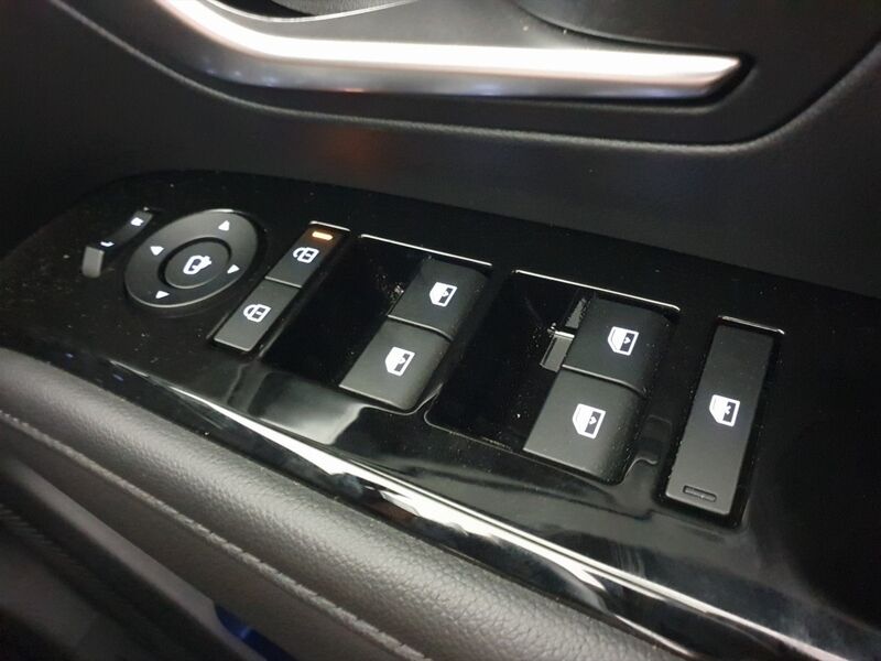 More views of Hyundai Tucson