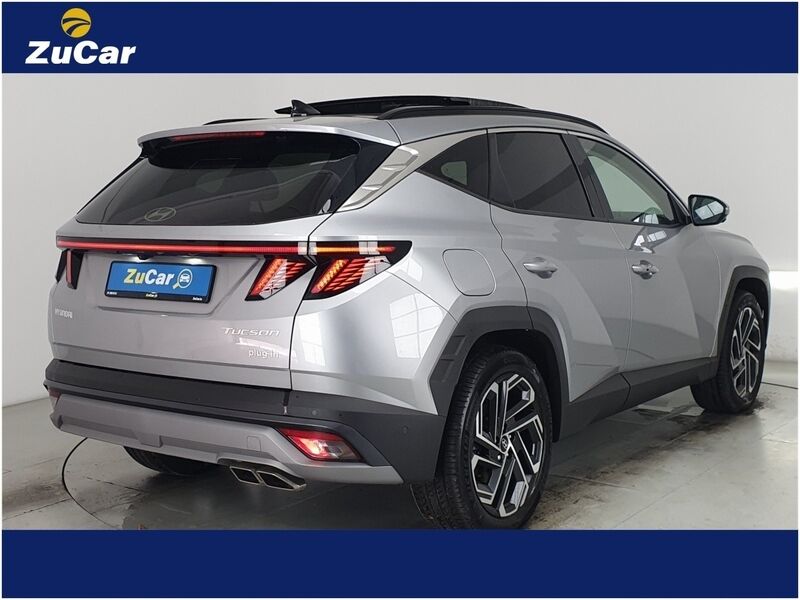 More views of Hyundai Tucson