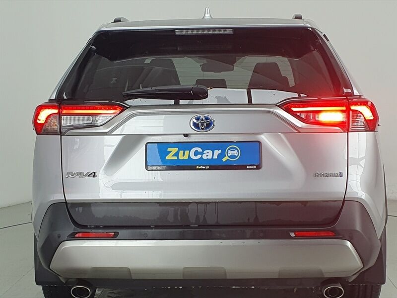 More views of Toyota RAV4