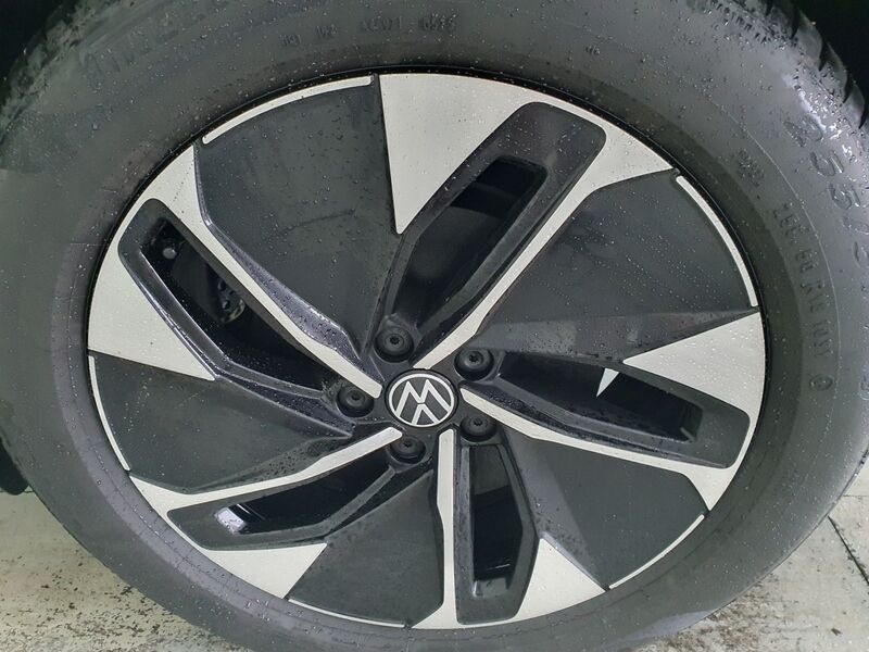 More views of Volkswagen ID.5
