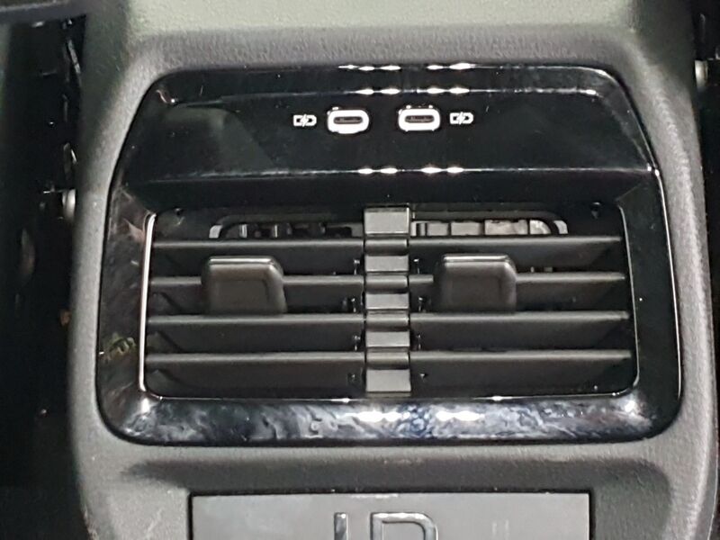 More views of Volkswagen ID.5