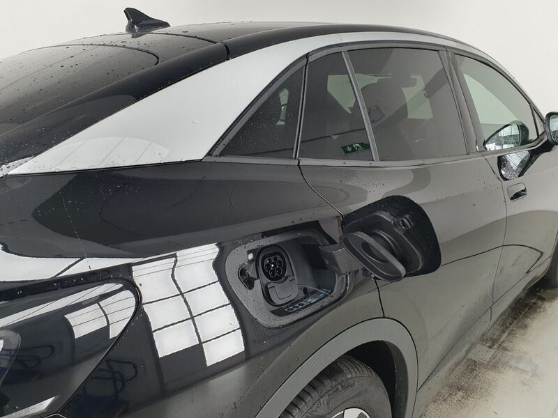 More views of Volkswagen ID.5