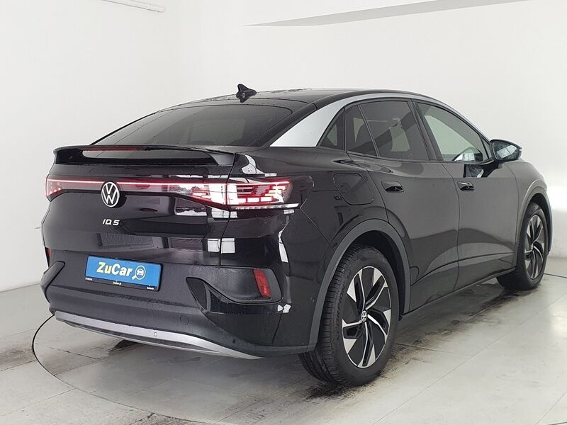 More views of Volkswagen ID.5