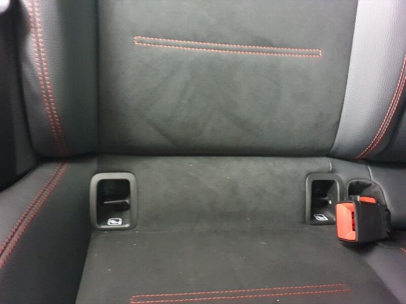 More views of Mercedes-Benz CLA