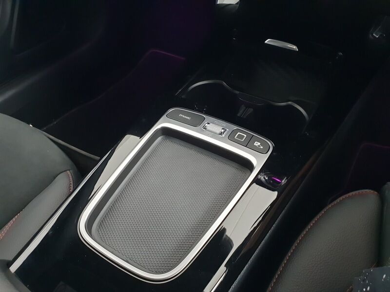 More views of Mercedes-Benz CLA