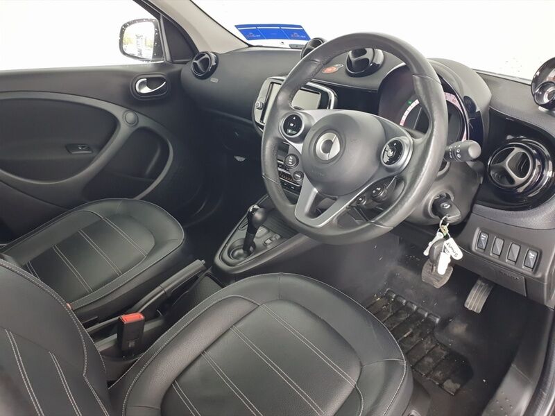 More views of Smart Forfour