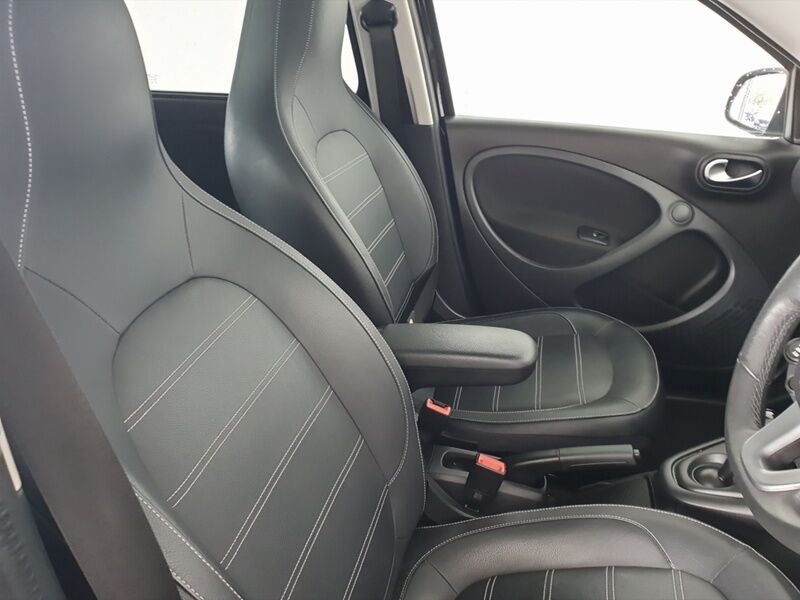 More views of Smart Forfour