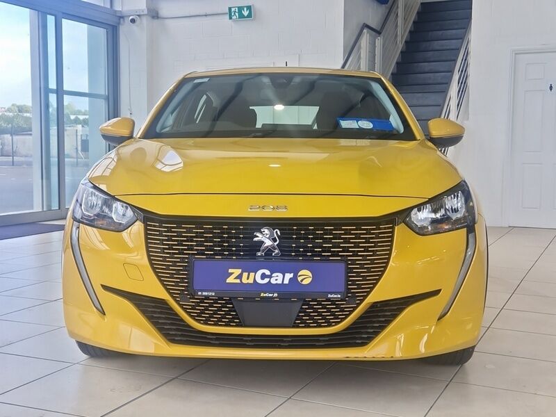 More views of Peugeot 208