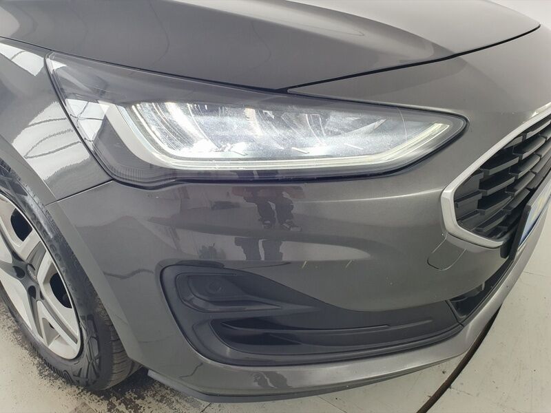More views of Ford Focus
