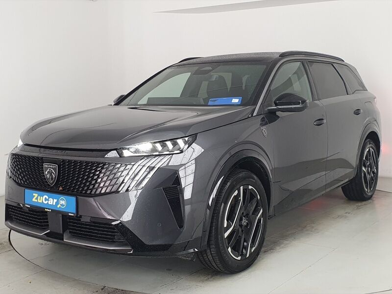 More views of Peugeot 5008