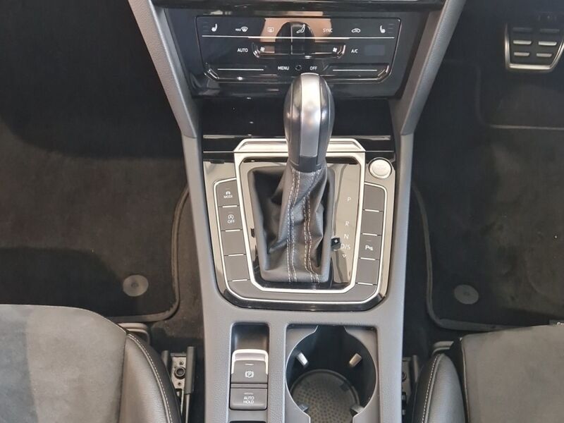 More views of Volkswagen Arteon