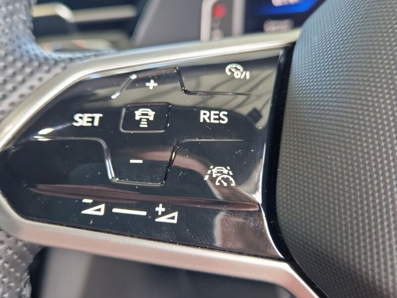 More views of Volkswagen Arteon