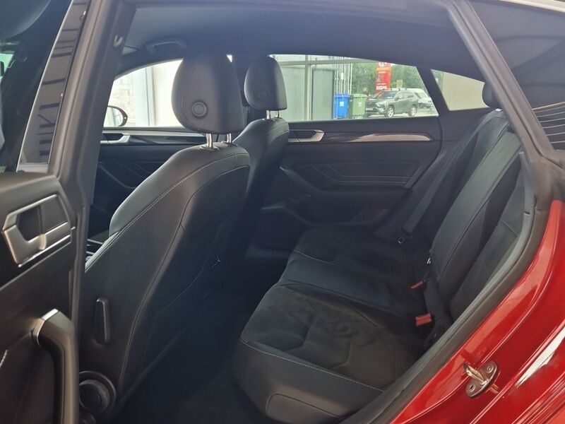 More views of Volkswagen Arteon