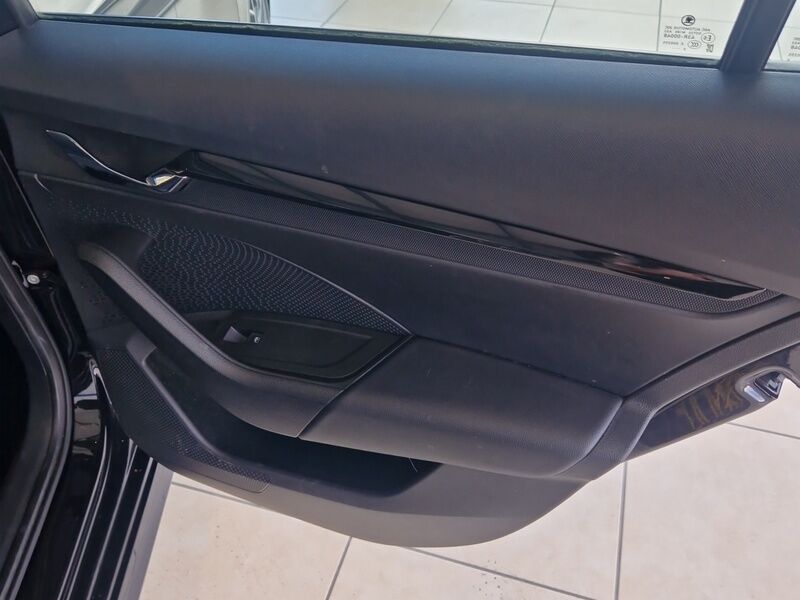 More views of Skoda Octavia