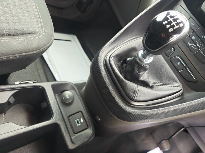 More views of Ford Transit Connect