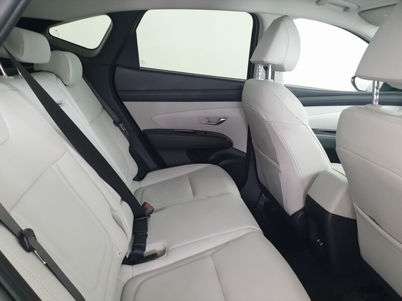More views of Hyundai Tucson