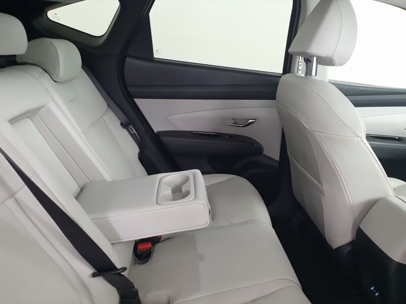 More views of Hyundai Tucson