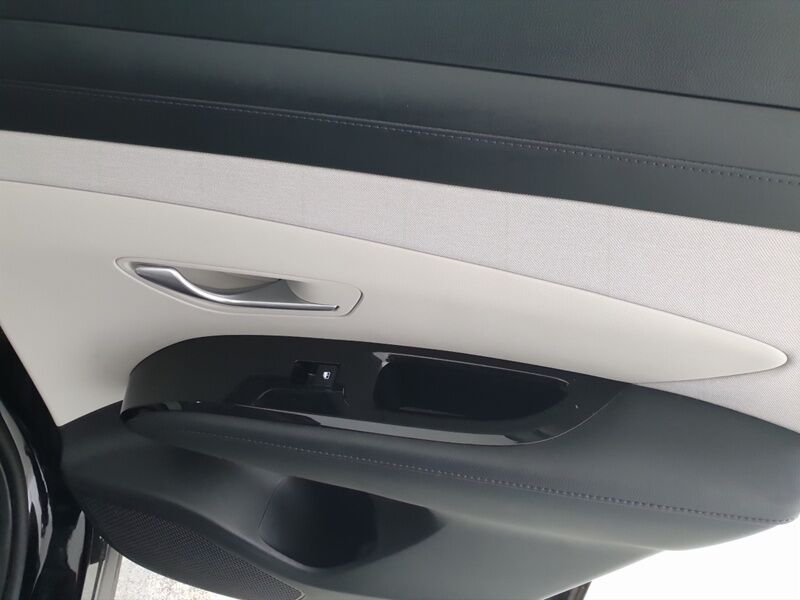 More views of Hyundai Tucson