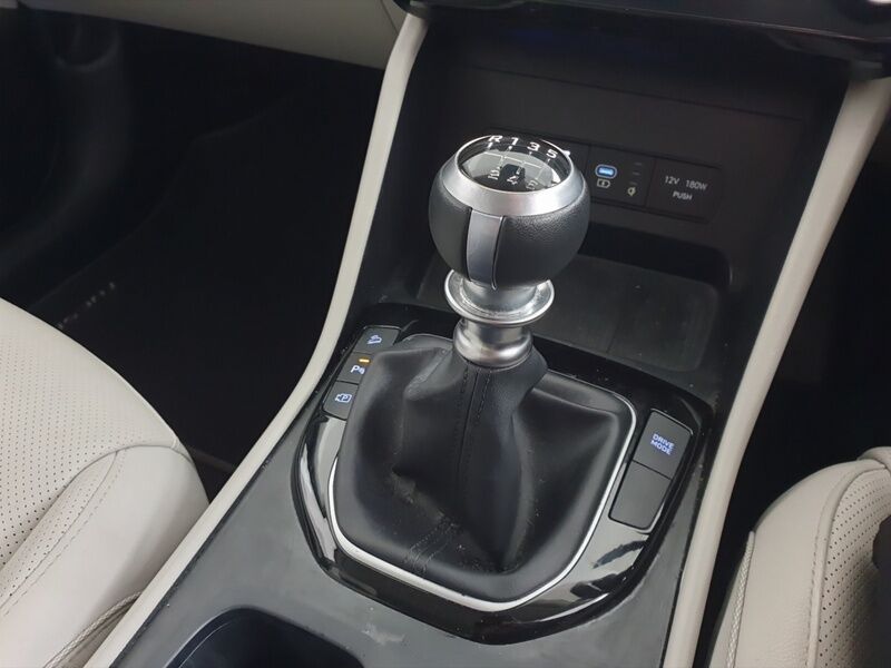 More views of Hyundai Tucson