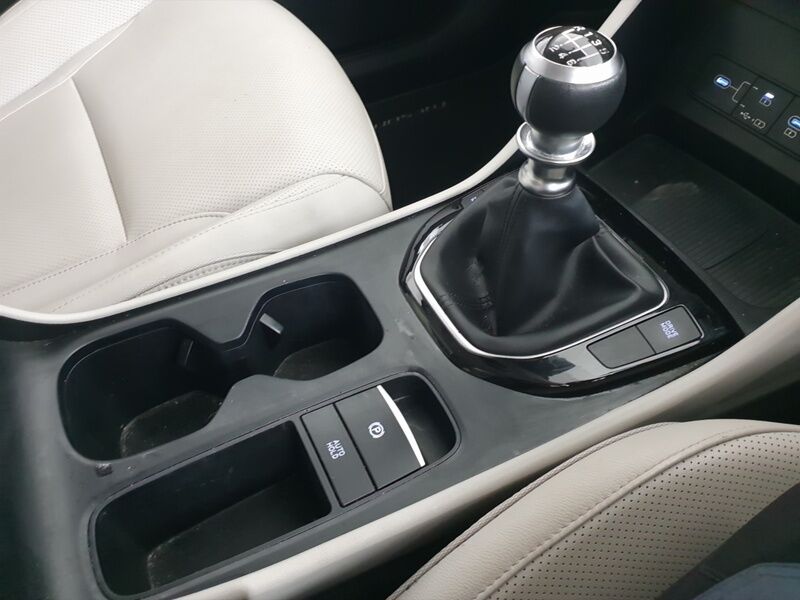 More views of Hyundai Tucson