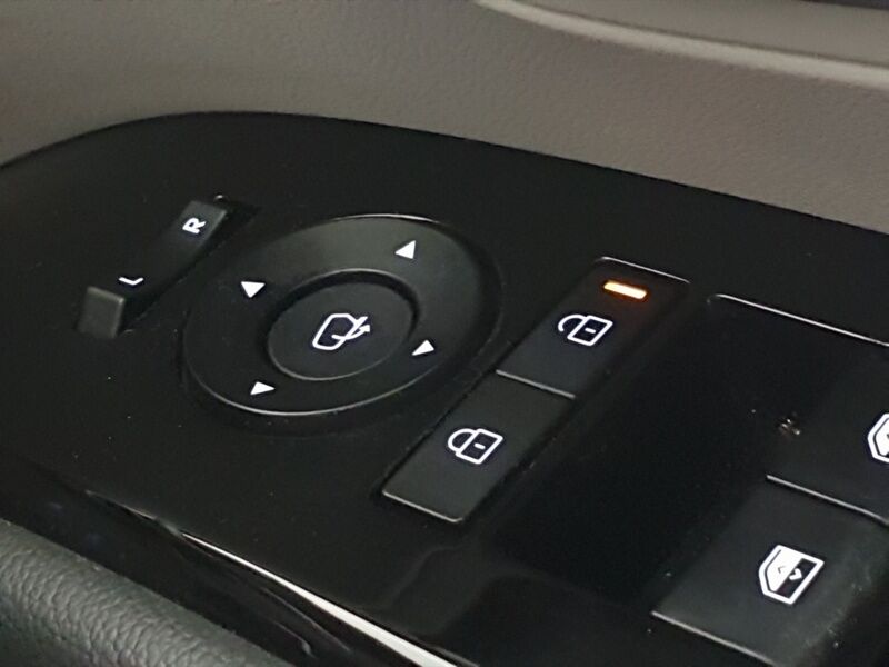 More views of Hyundai Tucson