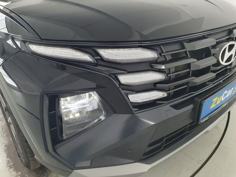 More views of Hyundai Tucson