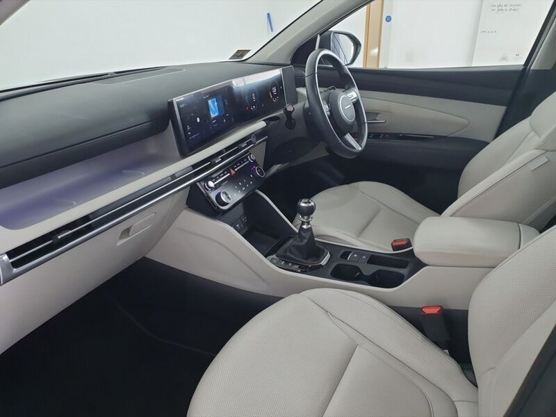 More views of Hyundai Tucson