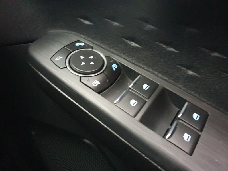 More views of Ford Kuga