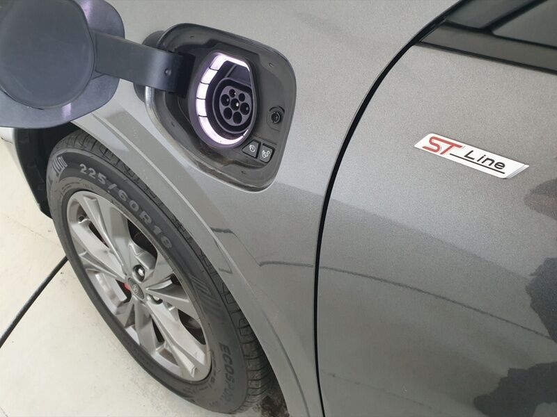 More views of Ford Kuga