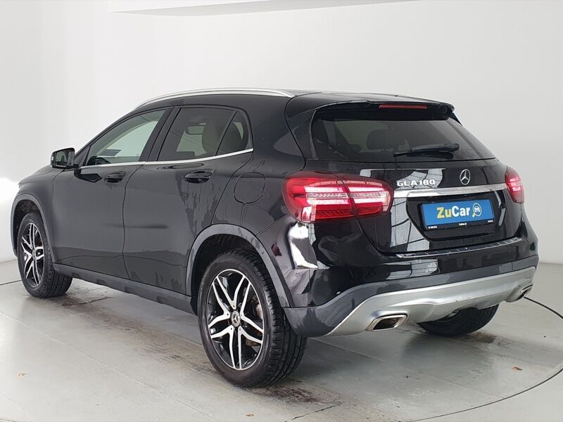 More views of Mercedes-Benz GLA