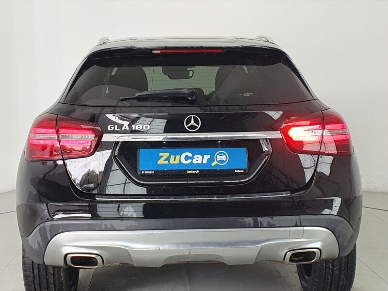 More views of Mercedes-Benz GLA