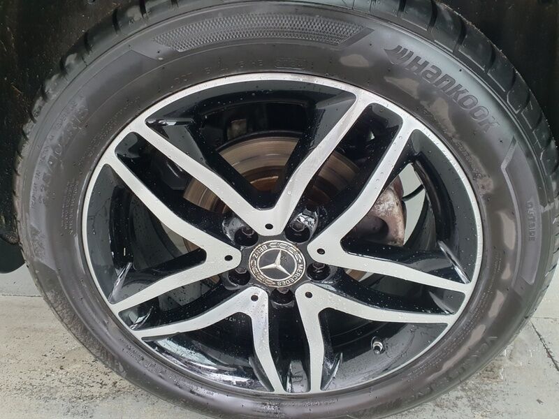 More views of Mercedes-Benz GLA